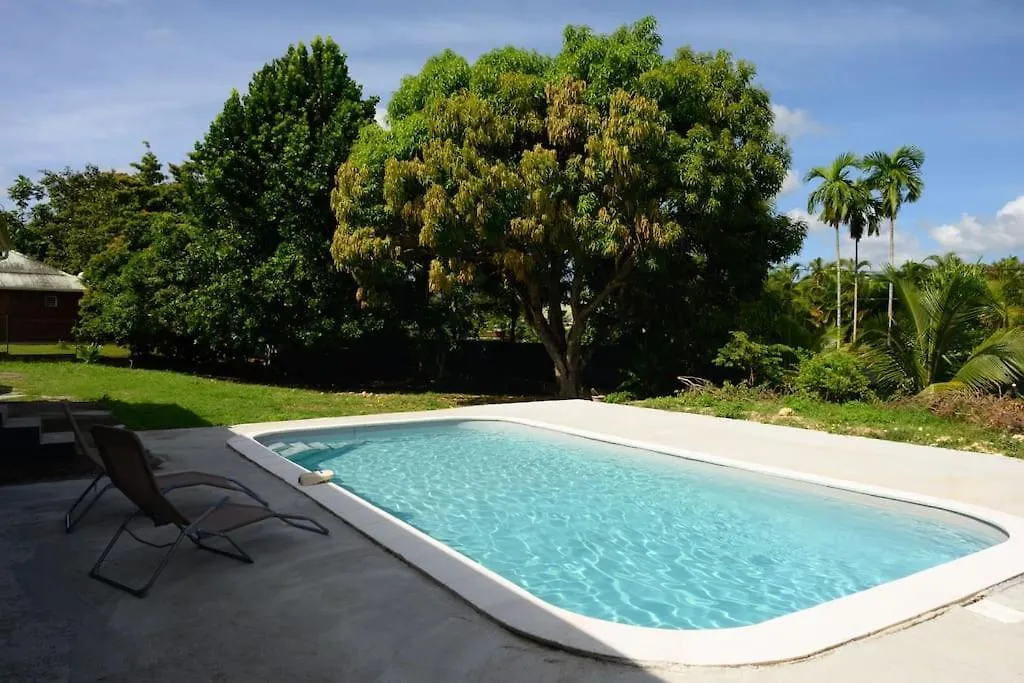 Villa De Charme - Lamentin - Piscine - 4 Chambres